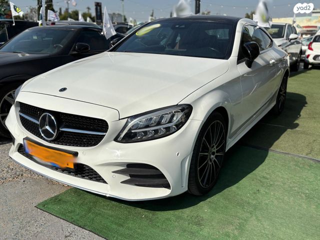 מודעת רכב מרצדס-בנץ C-class