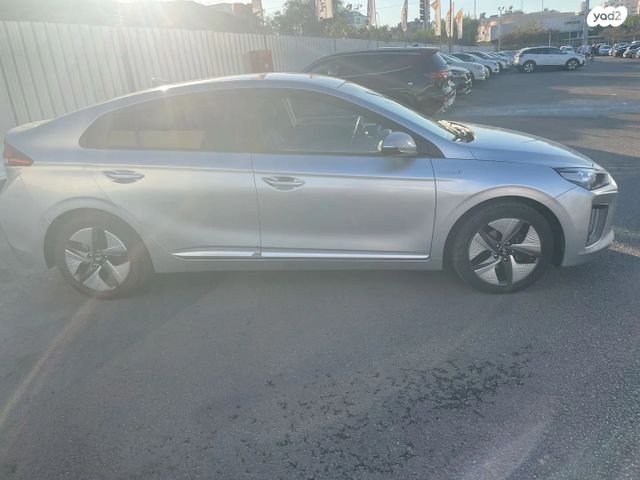 יונדאי איוניק