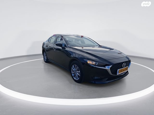 מאזדה 3