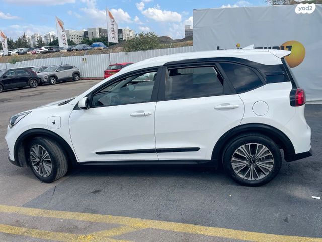 קיה נירו פלוס