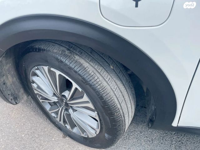 קיה נירו פלוס