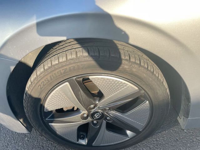 יונדאי איוניק