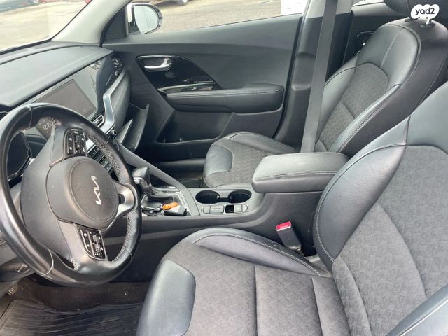 קיה נירו פלוס