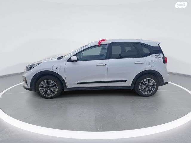 קיה נירו פלוס