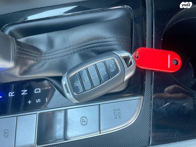 יונדאי אלנטרה