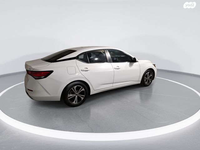 ניסאן סנטרה