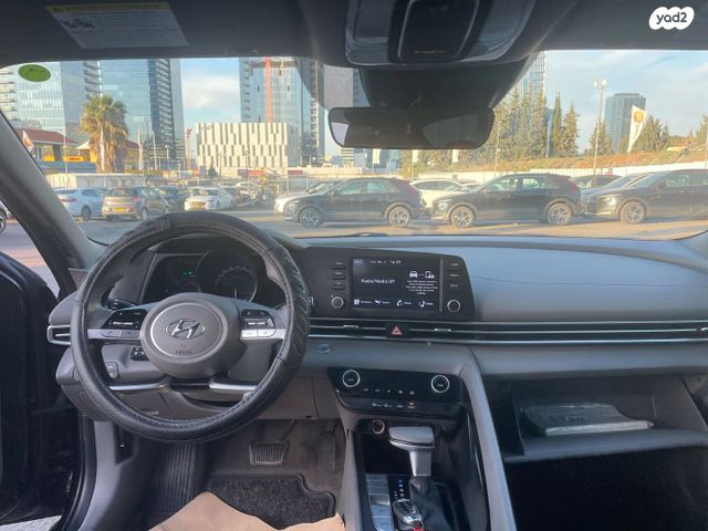 יונדאי אלנטרה