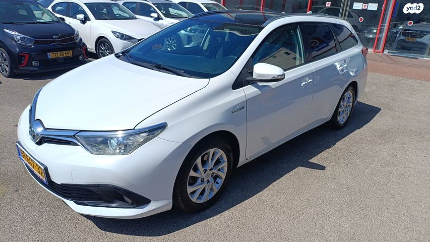 טויוטה אוריס