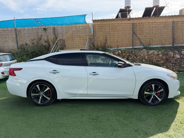 מודעת רכב ניסאן מקסימה