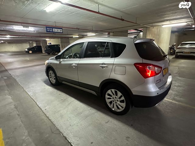 סוזוקי קרוסאובר