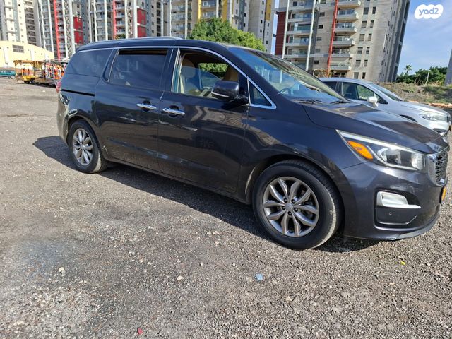 מודעת רכב קיה קרניבל