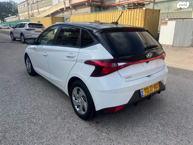 יונדאי i20