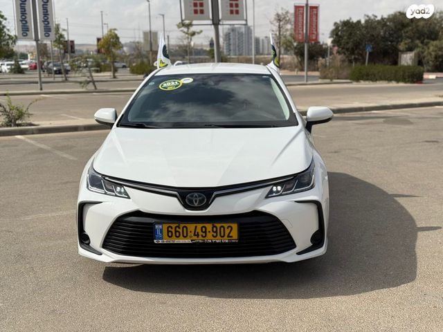 טויוטה קורולה