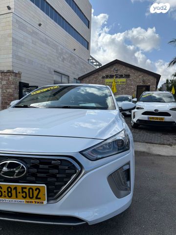 יונדאי איוניק