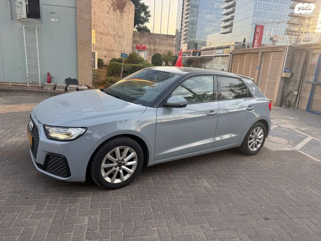 מודעת רכב אאודי A1