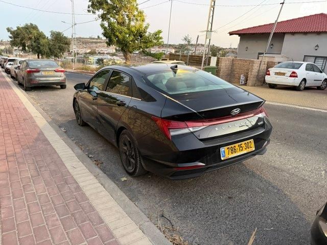 יונדאי אלנטרה