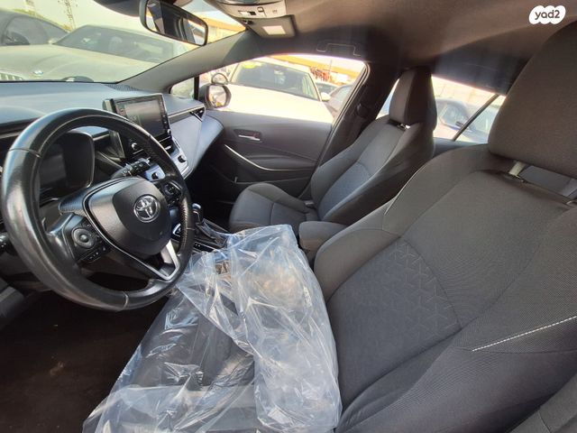 טויוטה קורולה