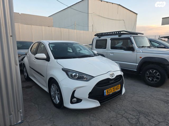 מודעת רכב טויוטה יאריס