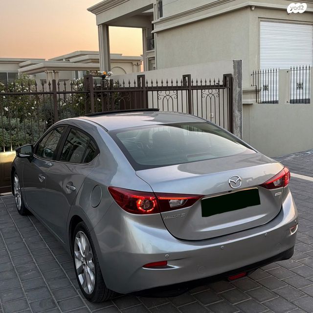 מודעת רכב מאזדה 3 2