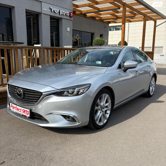 מודעת רכב מאזדה 6