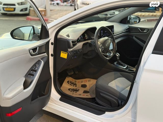 יונדאי איוניק