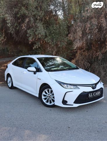 טויוטה קורולה