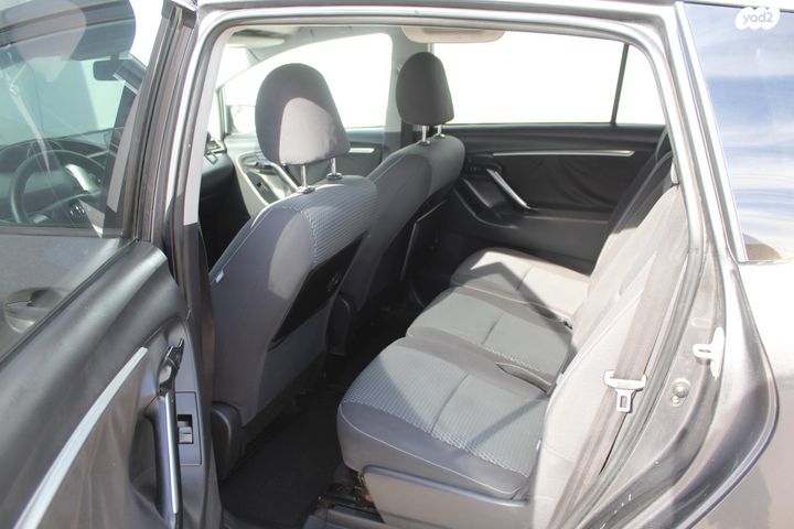 טויוטה ורסו