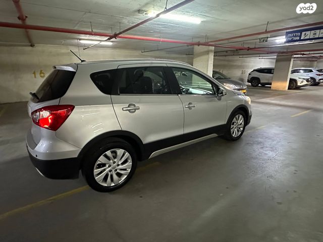 סוזוקי קרוסאובר