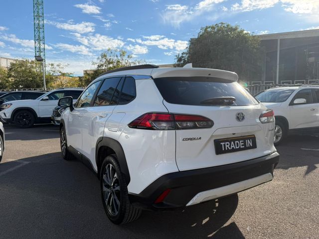 טויוטה קורולה קרוס