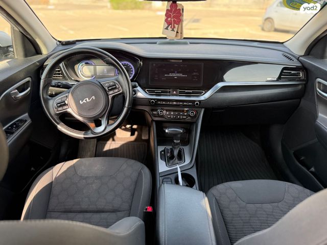 קיה נירו פלוס