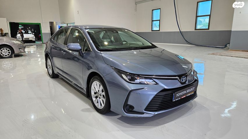 טויוטה קורולה