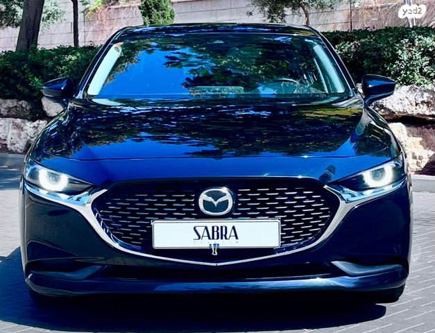 מודעת רכב מאזדה 3