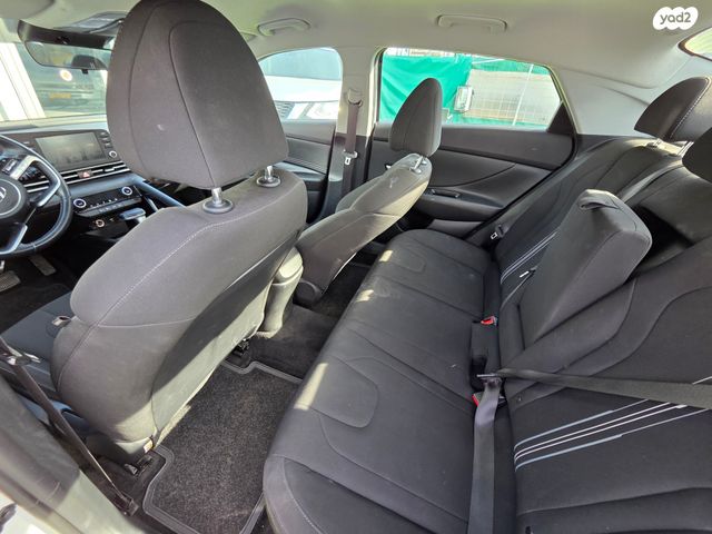 יונדאי אלנטרה