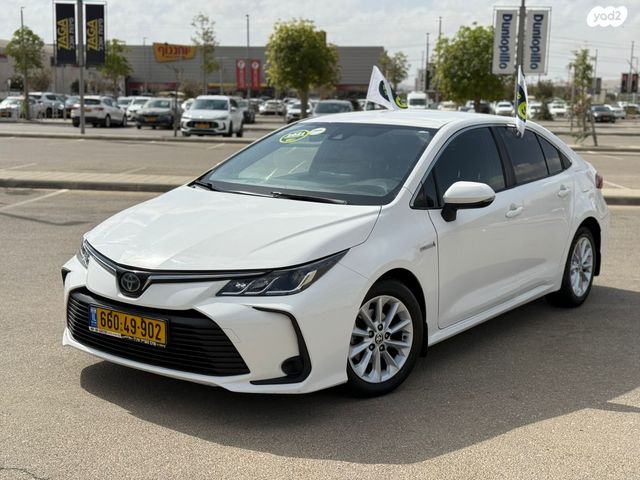 טויוטה קורולה