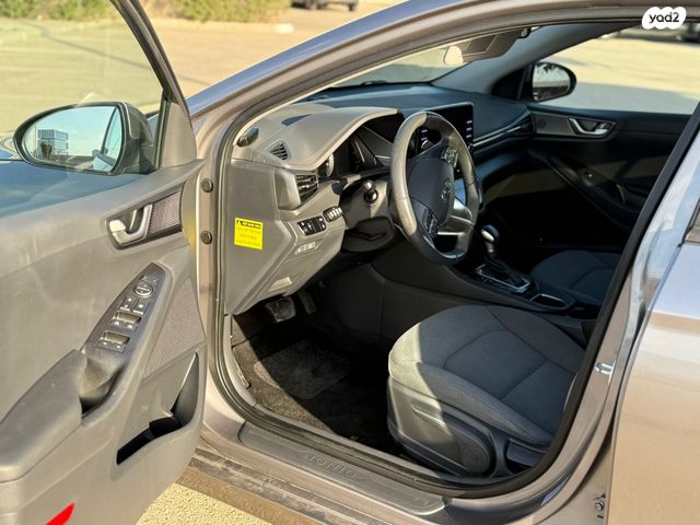 יונדאי איוניק