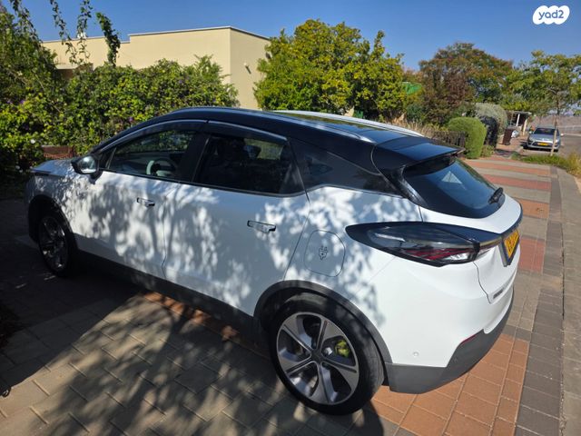 ג׳ילי Geometry C