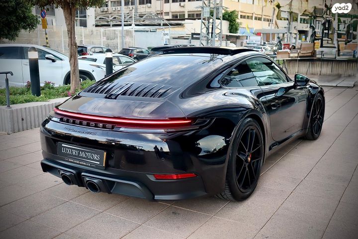 פורשה 911 קאררה