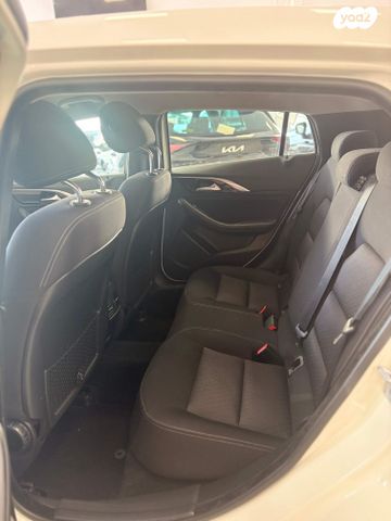 אינפיניטי Q30