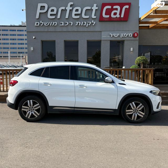 מרצדס-בנץ EQA