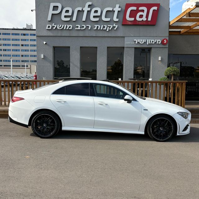 מרצדס-בנץ CLA