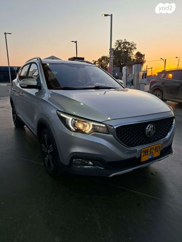 מודעת רכב אם ג'י ZS