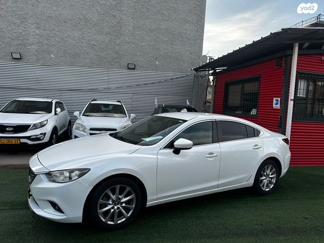 מודעת רכב מאזדה 6