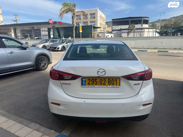 מודעת רכב מאזדה 3 1