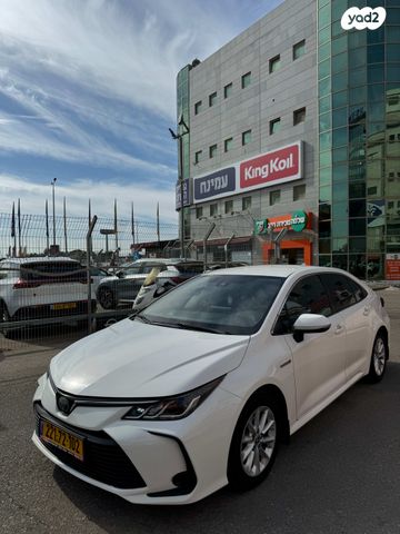 טויוטה קורולה