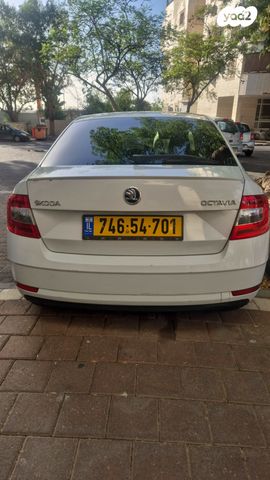 סקודה אוקטביה