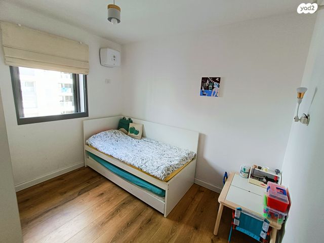 דירה, יצחק שמיר 10, רמת הדר, גבעת שמואל