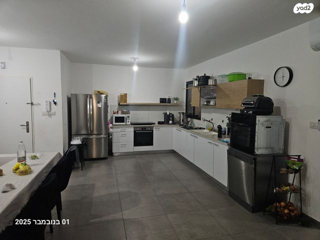 דירה, הרב אבא אבוחצירה 13, שדרות בפארק, שדרות