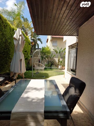 בית פרטי/ קוטג', תלתן 42, נאות בגין, לב יבנה, יבנה