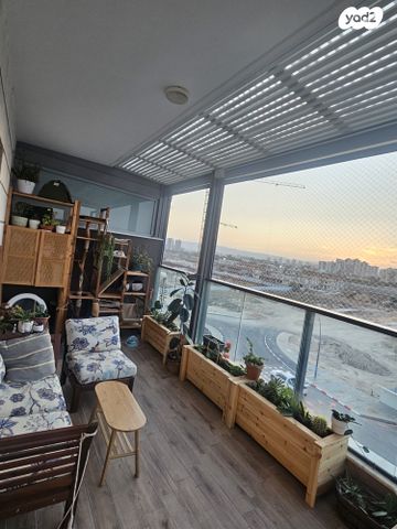 דירה, נעמי שמר 18, נאות אפק, אפקה, קרית ביאליק