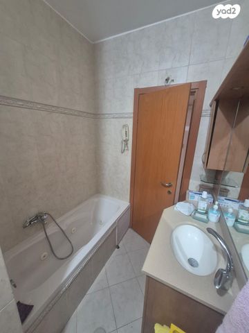 דירה, דוד אלעזר 30, קרית אילון, חולון